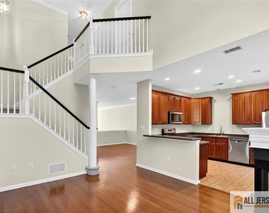 68 Osprey Drive - Photo Thumbnail 13