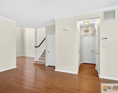 68 Osprey Drive - Photo Thumbnail 10