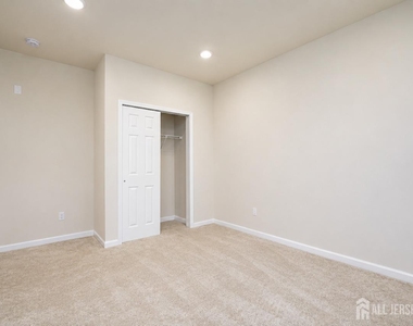 605 Parker Boulevard - Photo Thumbnail 20