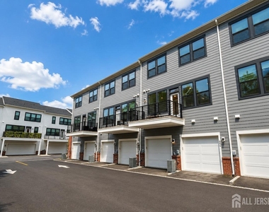 605 Parker Boulevard - Photo Thumbnail 36