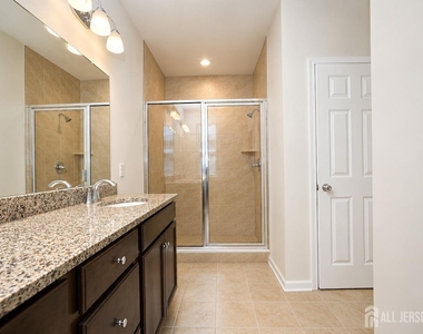 605 Parker Boulevard - Photo Thumbnail 23