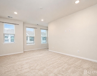 605 Parker Boulevard - Photo Thumbnail 28