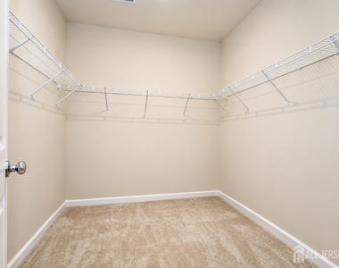 605 Parker Boulevard - Photo Thumbnail 21