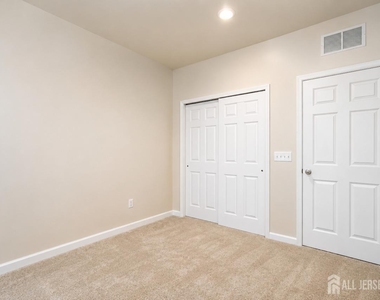 605 Parker Boulevard - Photo Thumbnail 18