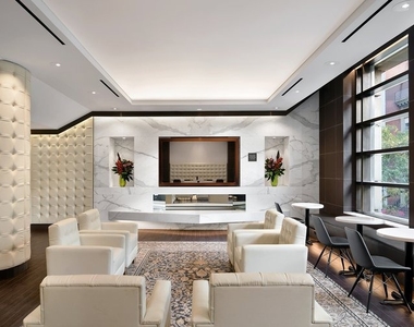 60 W 23rd Street - Photo Thumbnail 13