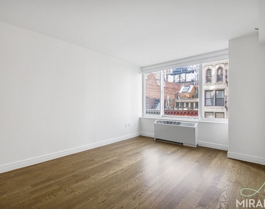 60 W 23rd Street - Photo Thumbnail 3