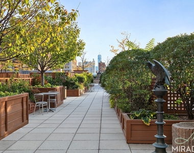 60 W 23rd Street - Photo Thumbnail 10