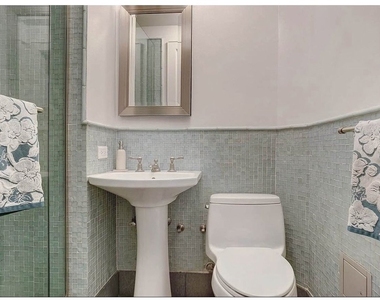170 E 77th Street - Photo Thumbnail 9