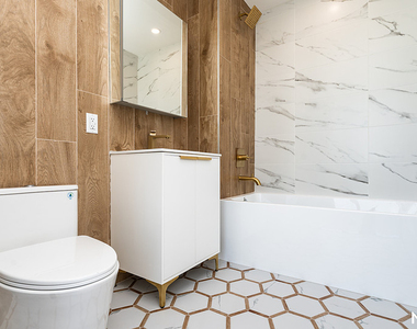 193 Graham Ave - Photo Thumbnail 17