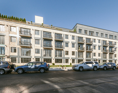 8-3 Wyckoff Ave - Photo Thumbnail 19