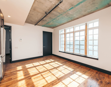 8-3 Wyckoff Ave - Photo Thumbnail 1