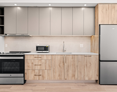 265 Lorimer St - Photo Thumbnail 3