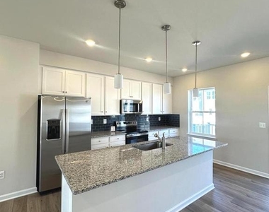 324 Watercourse Dr. - Photo Thumbnail 11