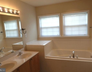 73 Eldon Drive - Photo Thumbnail 10