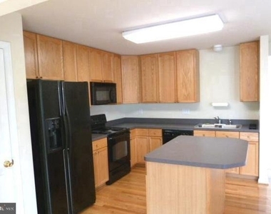 73 Eldon Drive - Photo Thumbnail 7