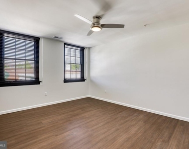 210 E Boscawen Street - Photo Thumbnail 20