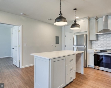 210 E Boscawen Street - Photo Thumbnail 8