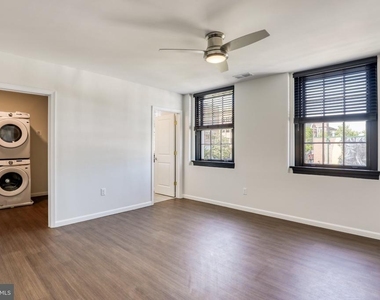 210 E Boscawen Street - Photo Thumbnail 17