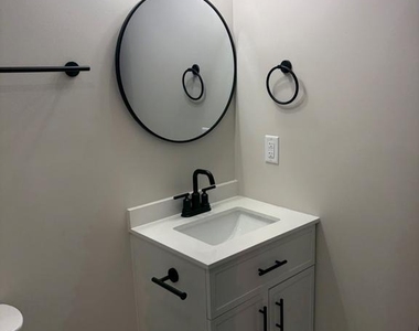 519 Amherst Street - Photo Thumbnail 6