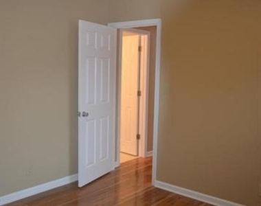 306 Huckstep Avenue - Photo Thumbnail 26