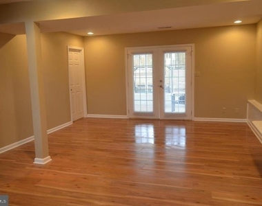 306 Huckstep Avenue - Photo Thumbnail 22