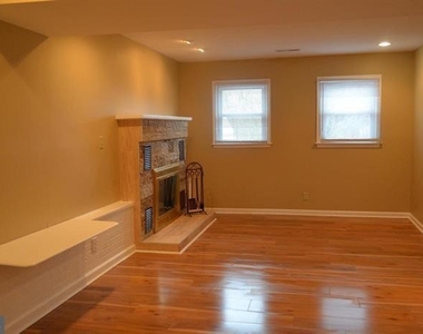 306 Huckstep Avenue - Photo Thumbnail 20