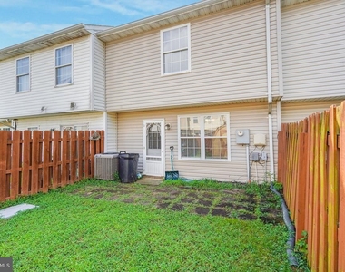 10502 Guilderland Court - Photo Thumbnail 23