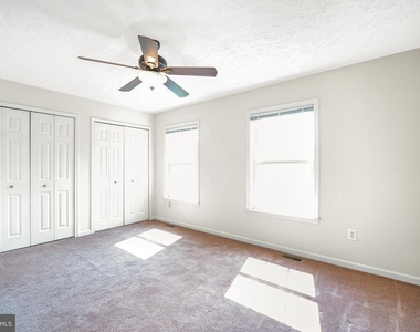 10502 Guilderland Court - Photo Thumbnail 17