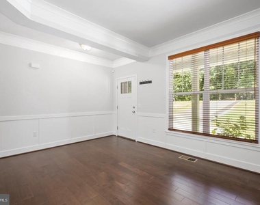11802 Wilderness Park Drive - Photo Thumbnail 6