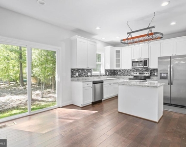 11802 Wilderness Park Drive - Photo Thumbnail 12
