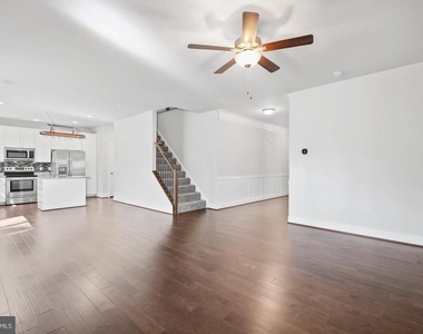 11802 Wilderness Park Drive - Photo Thumbnail 8