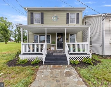 143 N Water Street - Photo Thumbnail 20