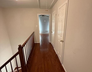 2740 Winston Court - Photo Thumbnail 14