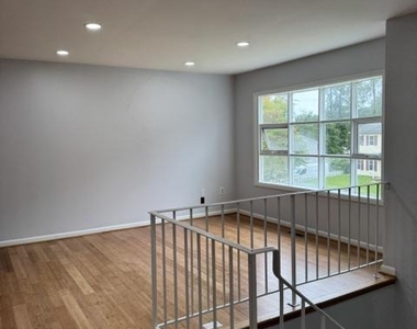 14358 Springbrook Court - Photo Thumbnail 4