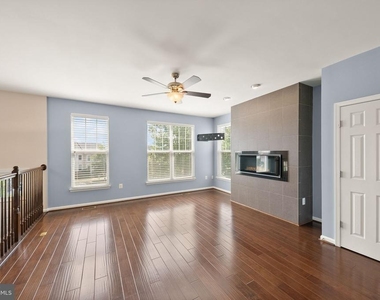 11845 Lake Baldwin Drive - Photo Thumbnail 7
