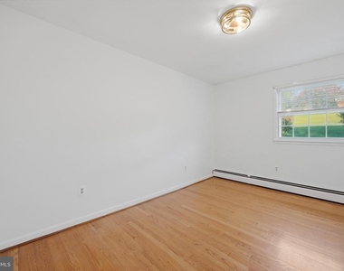 8414 Impalla Drive - Photo Thumbnail 8