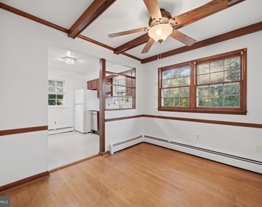 8414 Impalla Drive - Photo Thumbnail 5