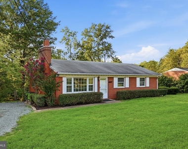 8414 Impalla Drive - Photo Thumbnail 1