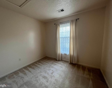 11531 Hill Meade Lane - Photo Thumbnail 18