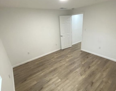 8859 Old Lewis Court - Photo Thumbnail 10