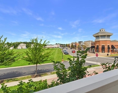 10068 Market Street - Photo Thumbnail 18