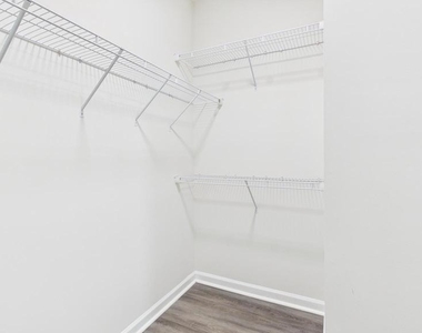 10068 Market Street - Photo Thumbnail 37