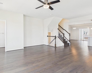 10068 Market Street - Photo Thumbnail 23