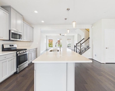 10068 Market Street - Photo Thumbnail 19