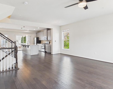 10068 Market Street - Photo Thumbnail 25