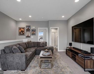 22964 Cabral Terrace - Photo Thumbnail 17