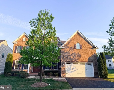 41523 Cross Canter Drive - Photo Thumbnail 4