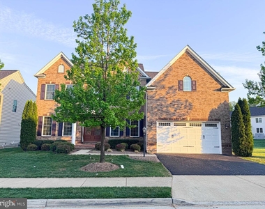 41523 Cross Canter Drive - Photo Thumbnail 2