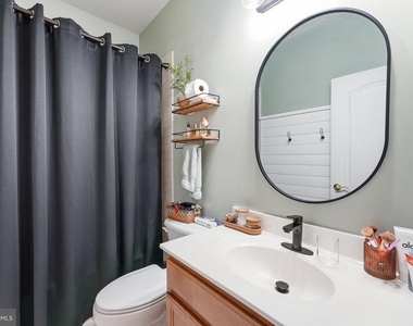 42427 Rockslide Terrace - Photo Thumbnail 19
