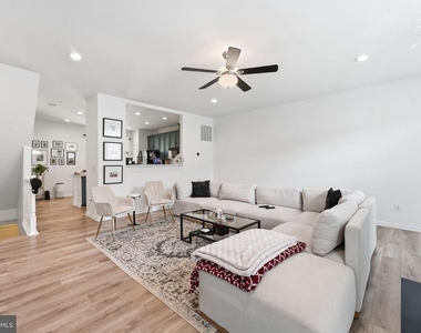42427 Rockslide Terrace - Photo Thumbnail 10